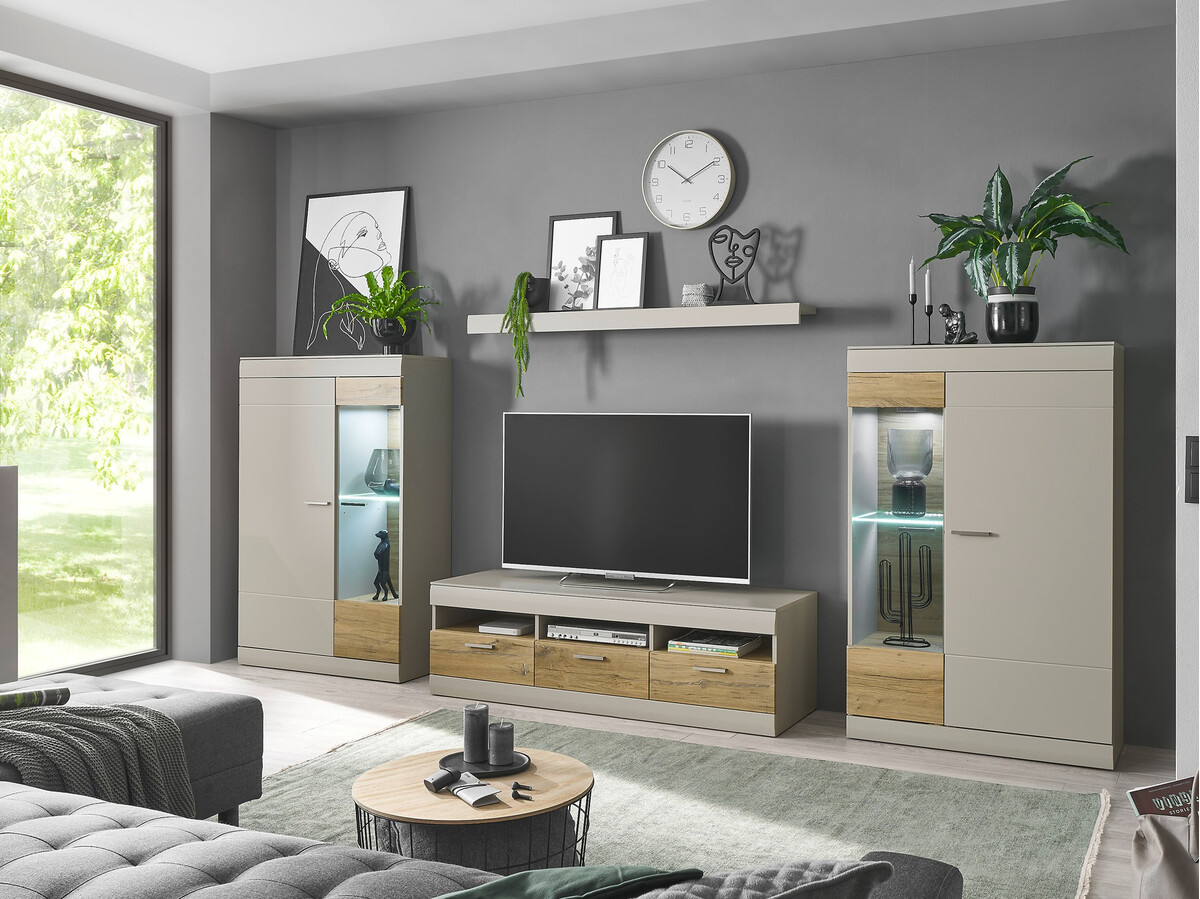 Collection de meubles Romlevu