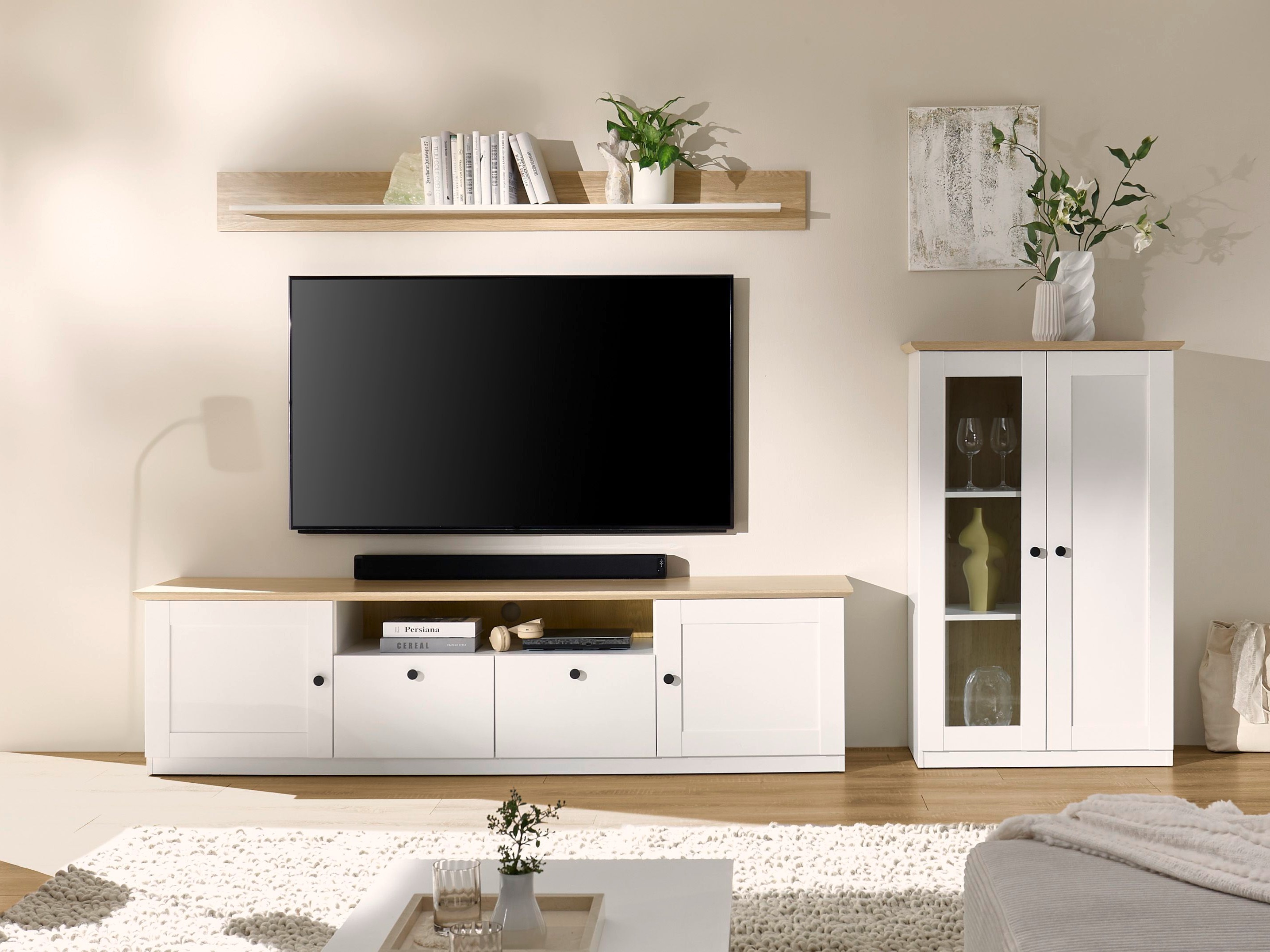 Collection de meubles Tivteu