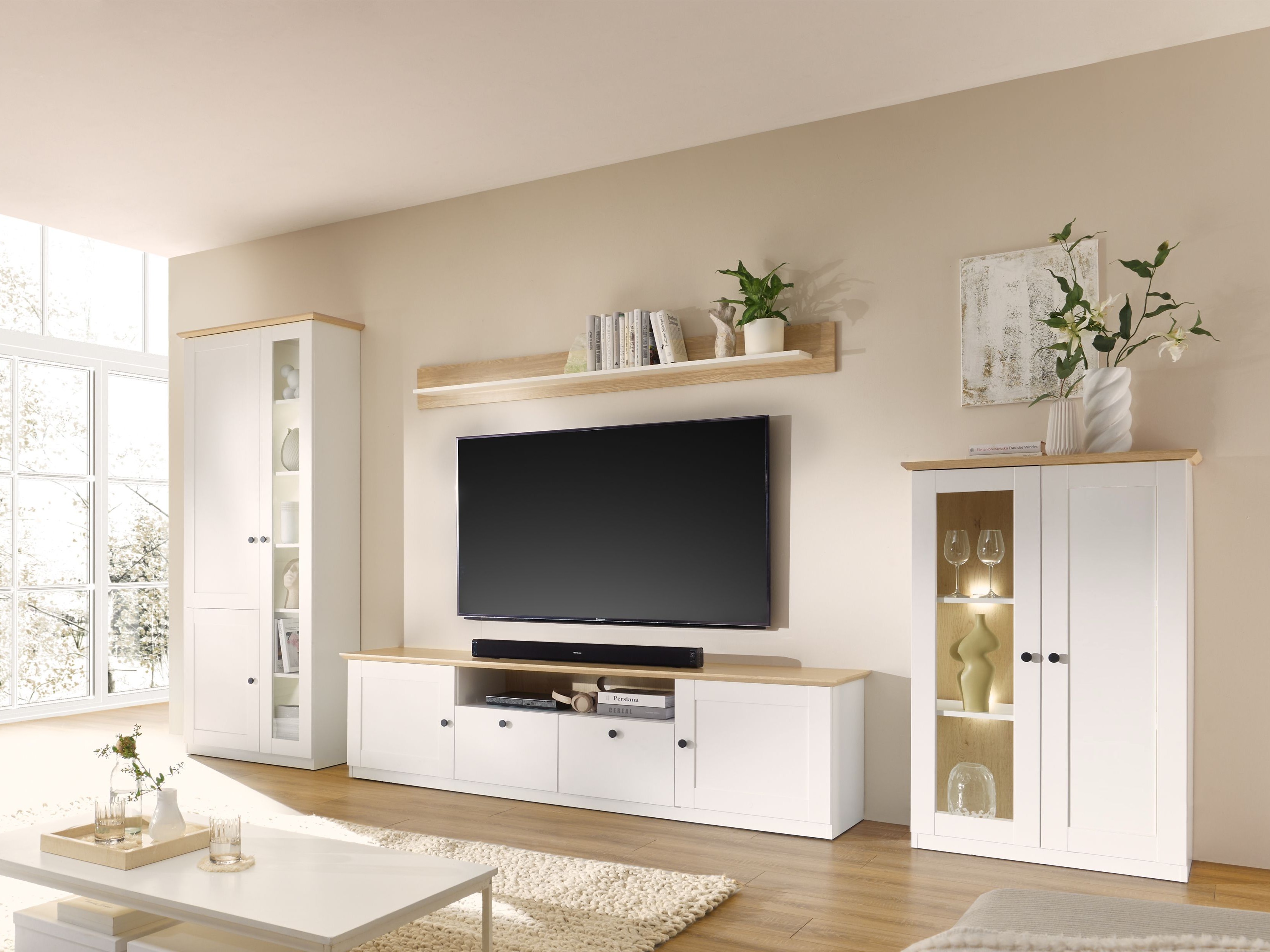 Collection de meubles Tivteu