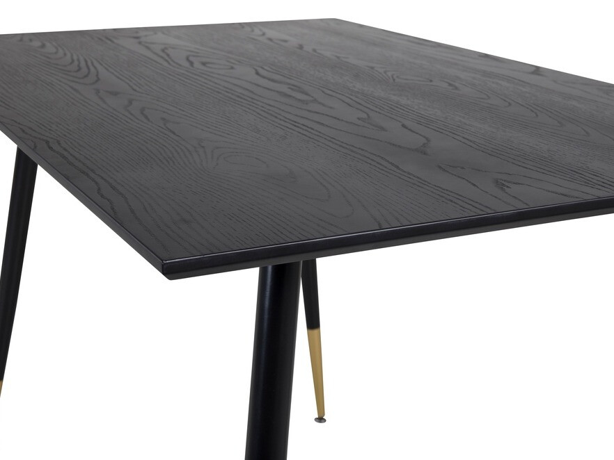 Table Dallas 124