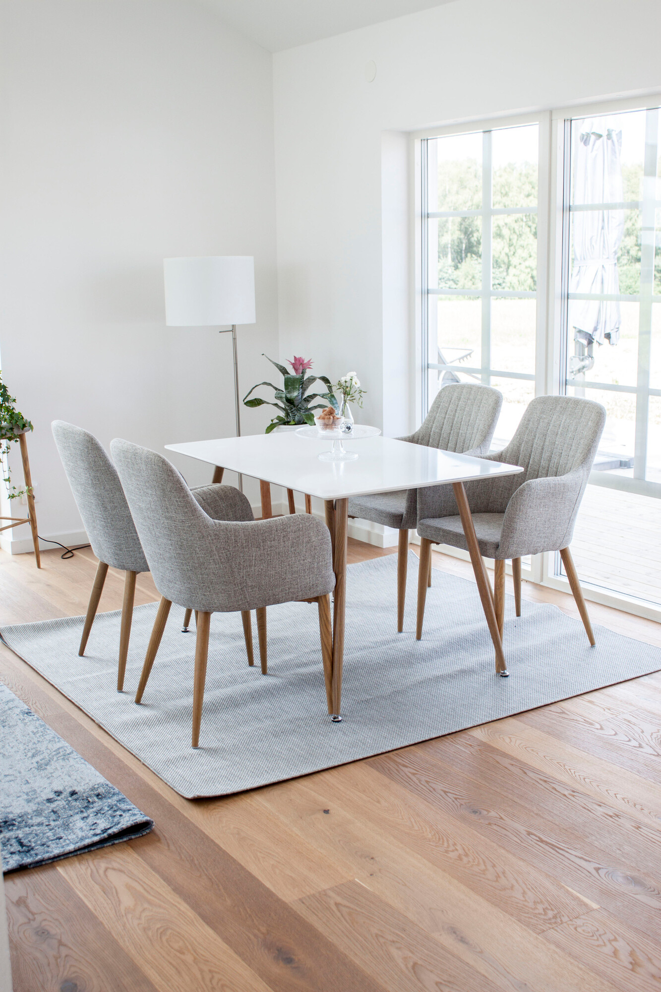 Table Dallas 4306 (Blanc brillant + Clair bois)