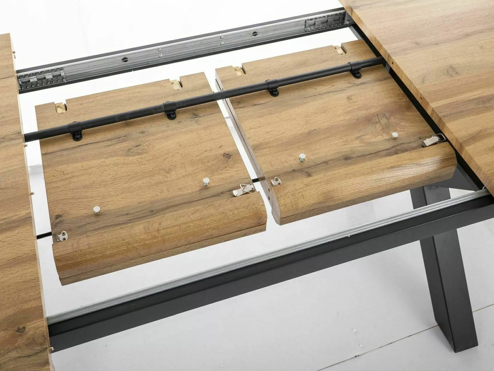 Table Detroit 441