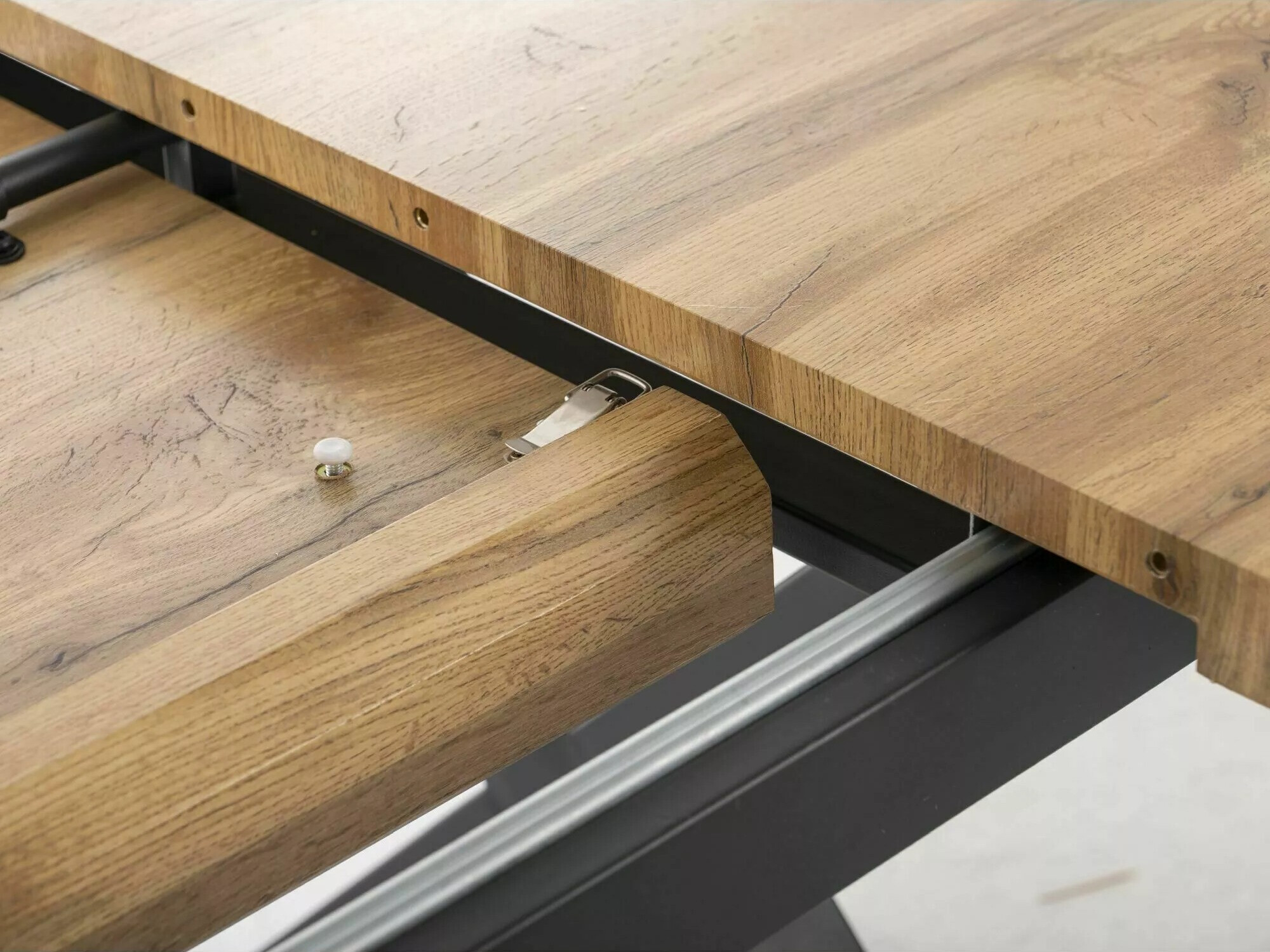 Table Detroit 441