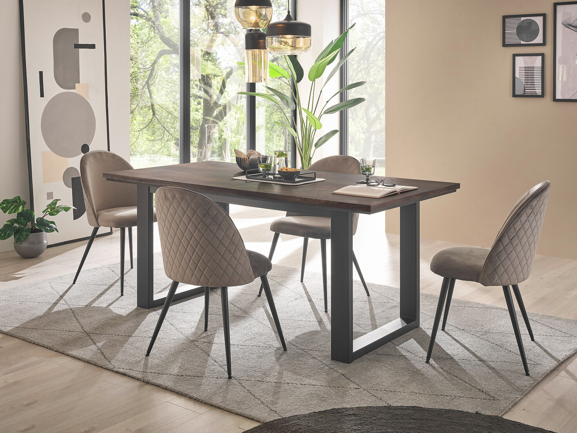 Table Beltolo 108