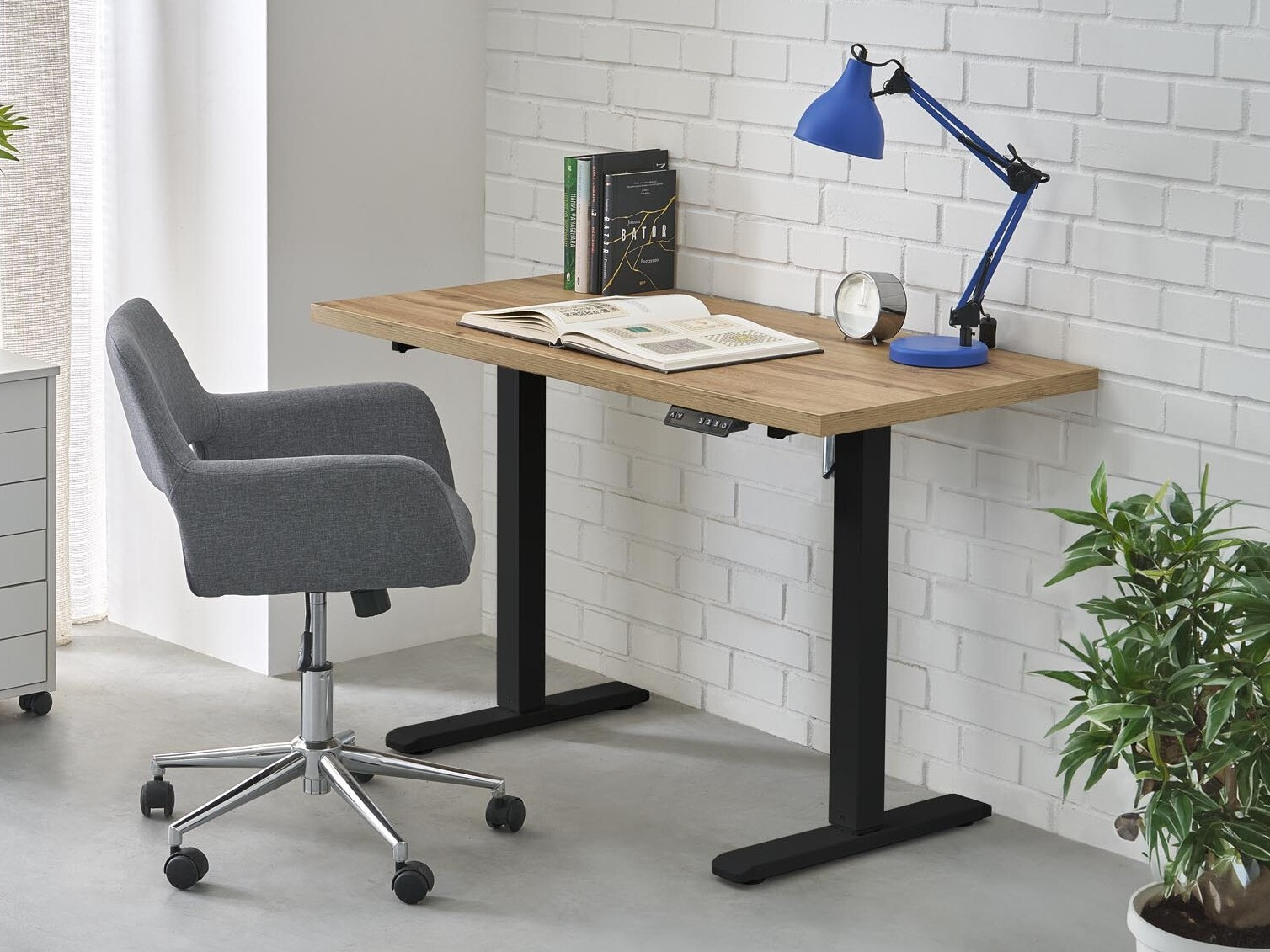 Bureau réglable en hauteur Houston 1942 (Chêne Artisan + Noir)