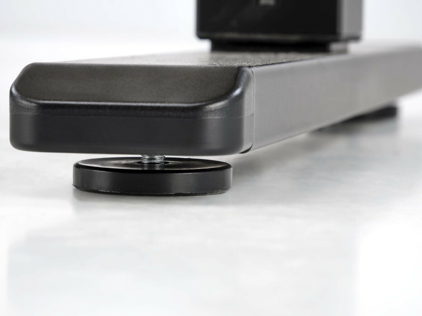 Bureau réglable en hauteur Houston 1704 (Chêne Artisan + Noir)