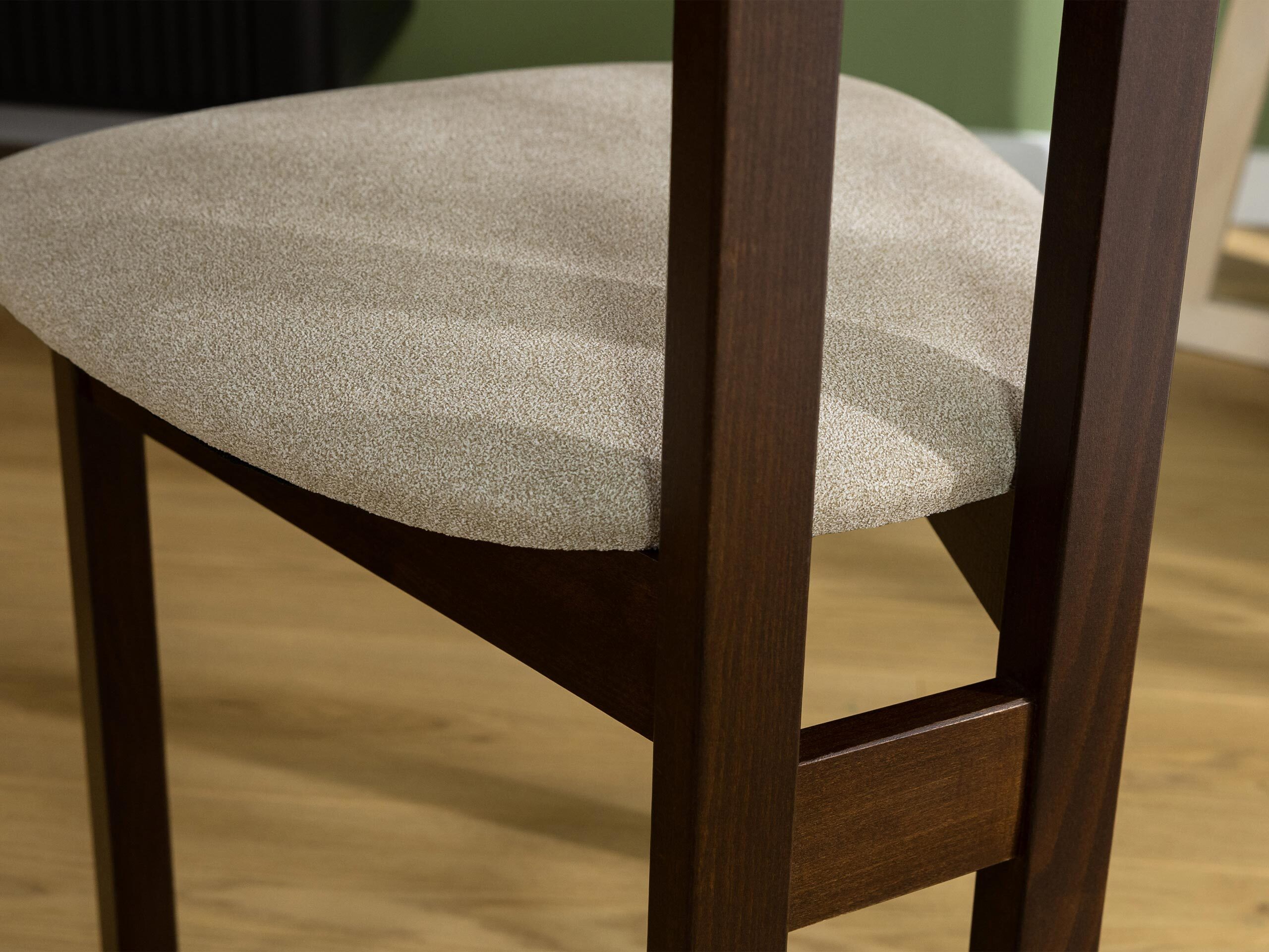 Chaise Victorville 382 (Noyer)