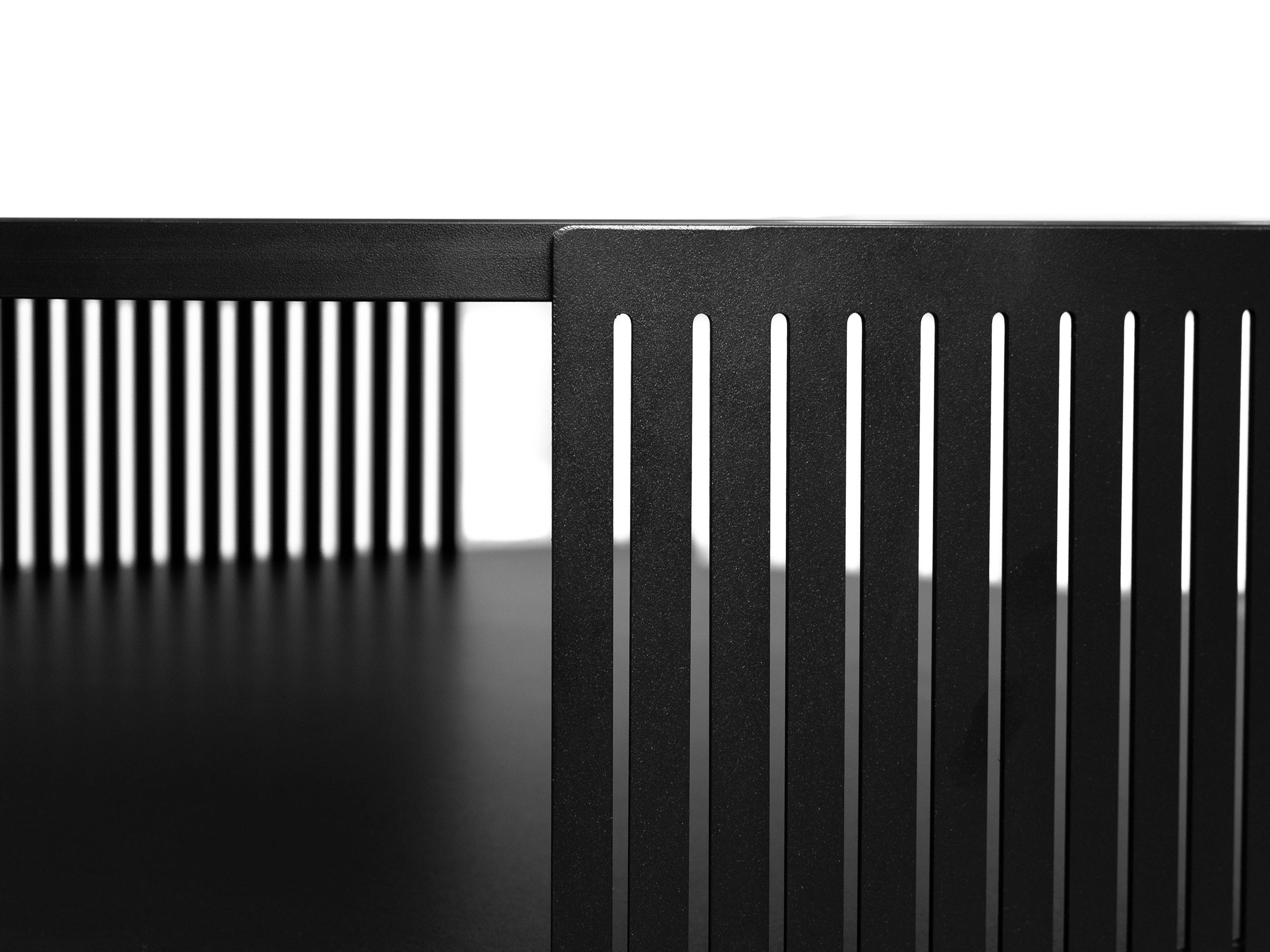 Table basse Civer (Noir + Chêne doré artisanal)